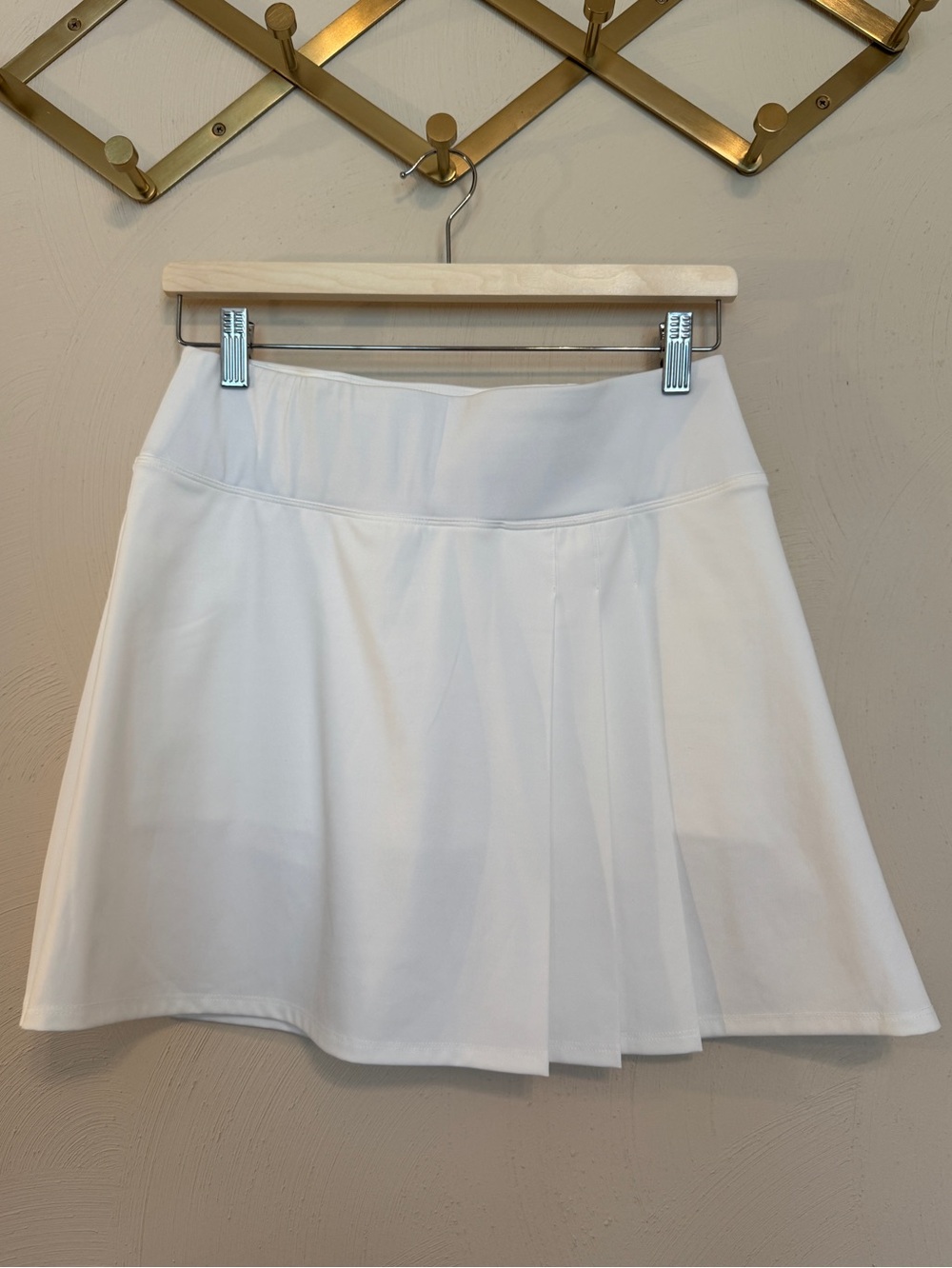 Tommy Bahama tennis active skirt with side pleats and shorts